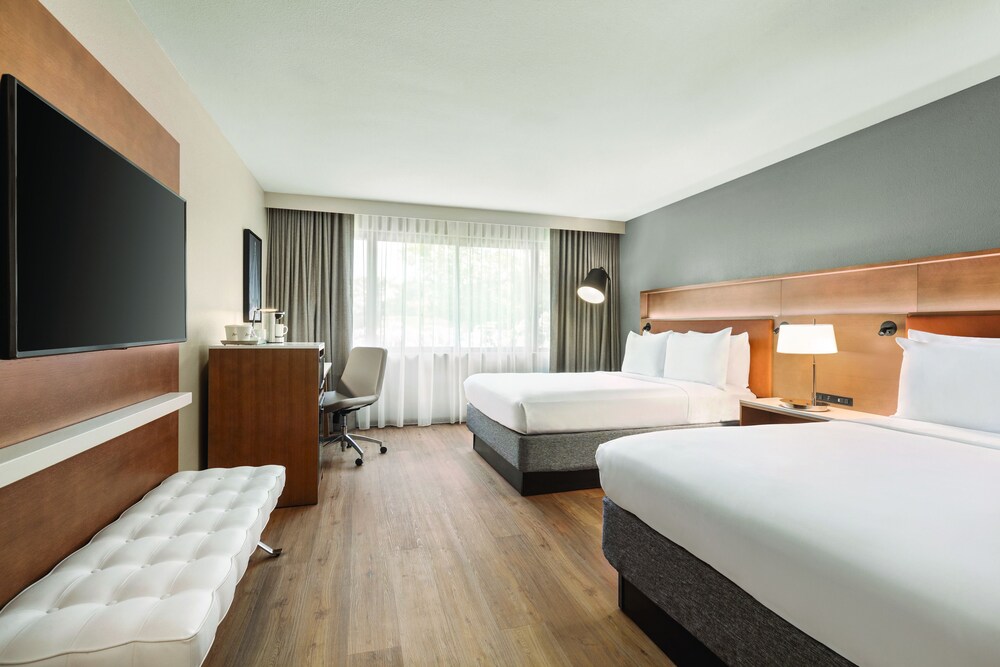Radisson Hotel Seattle Airport In Seatac Cheap Hotel Deals