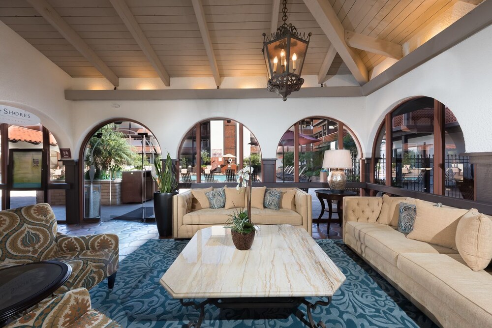 Lobby, La Jolla Shores Hotel