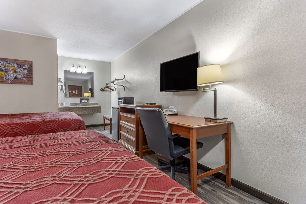 Room, Econo Lodge