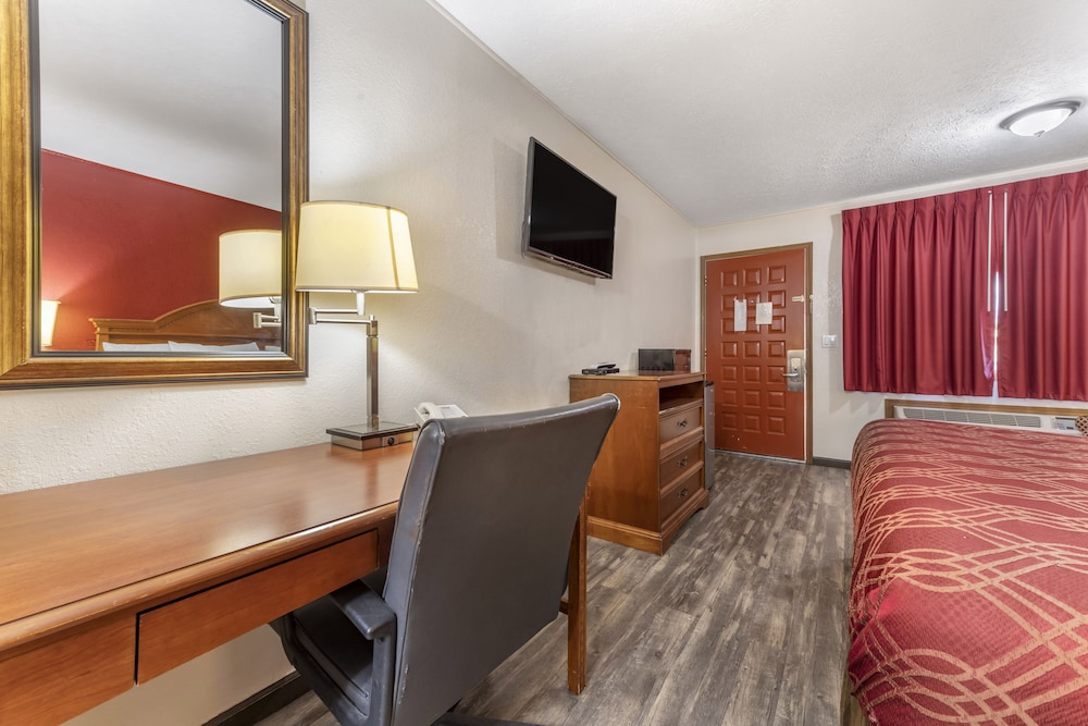 Room, Econo Lodge