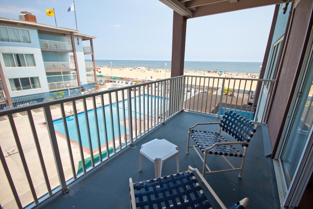 Flagship Oceanfront Hotel (Ocean City, USA) Expedia