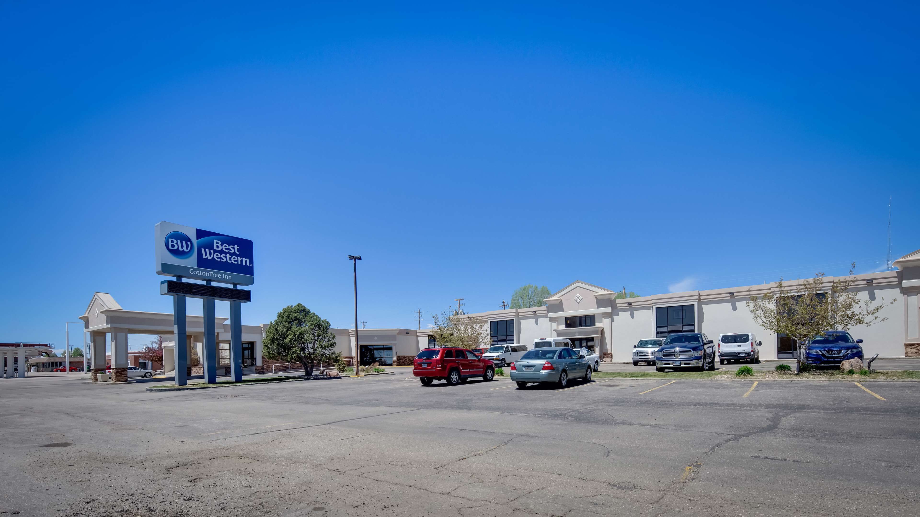 Best Western CottonTree Inn in Rawlins, United States