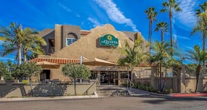 La Quinta Inn & Suites by Wyndham Carlsbad - Legoland Area