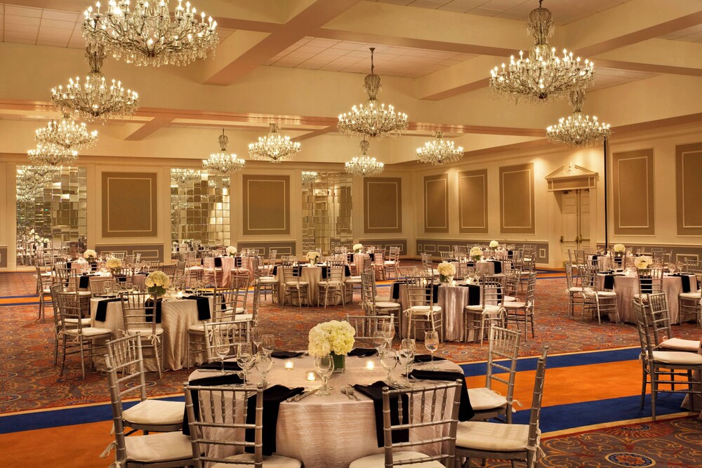 Sheraton Framingham Hotel & Conference Center