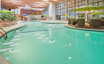 SureStay Plus Hotel by Best Western Kansas City Northeast