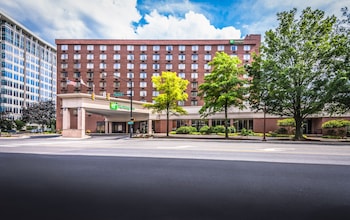 Holiday Inn Arlington at Ballston