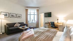 In-room safe, desk, laptop workspace, blackout drapes