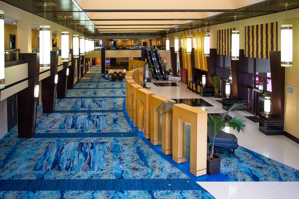 Lobby, Pacific Palms Resort