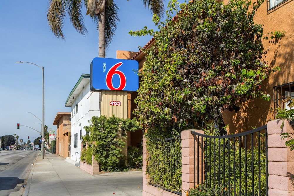 Motel 6 Inglewood, CA