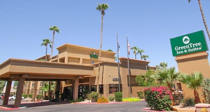 GreenTree Inn & Suites Phoenix Sky Harbor