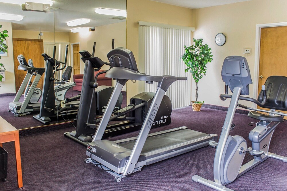 Fitness facility, Quality Inn Kinston Hwy 70