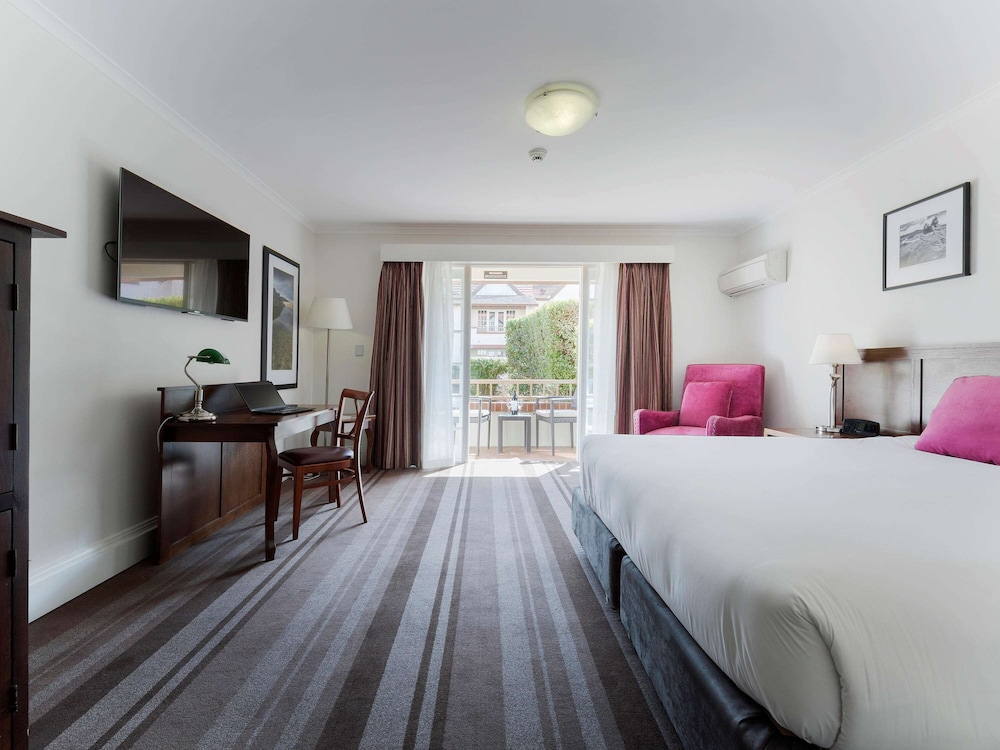 Room, Mercure Canberra