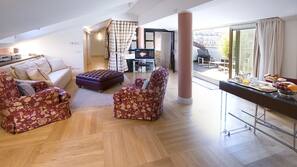 Minibar, una cassaforte in camera, tende oscuranti, Wi-Fi gratuito