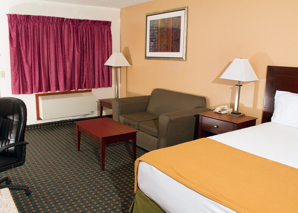 Budget Inn and Suites