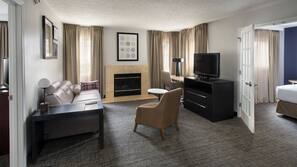 Desk, iron/ironing board, cots/infant beds, free WiFi