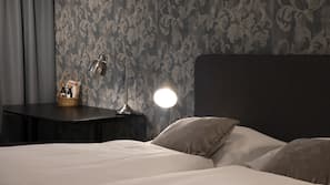 Minibar, in-room safe, desk, iron/ironing board
