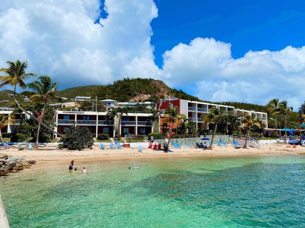 Bolongo Bay Beach Resort in St. Thomas | Best Rates & Deals on Orbitz