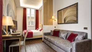 Frette Italian sheets, premium bedding, down duvet, minibar