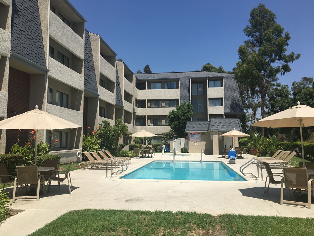 Outdoor pool, Best Western Plus West Covina Inn