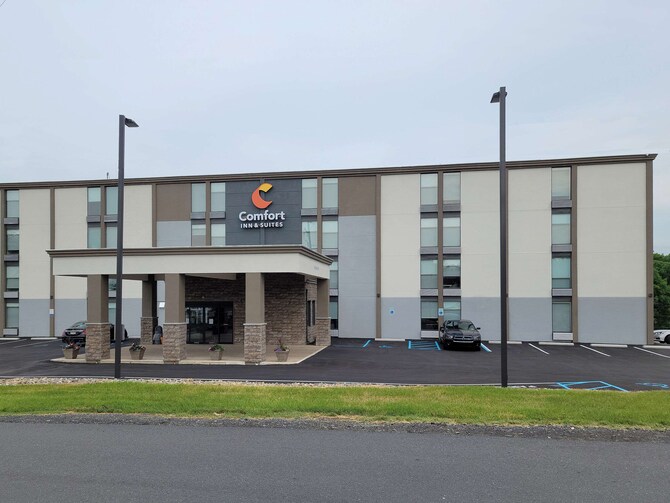 Comfort Inn Suites Wyomissing Reading In Wyomissing Pa Expedia
