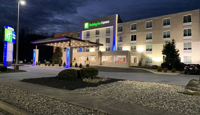 Holiday Inn Express Allentown North In Allentown Pa Expedia