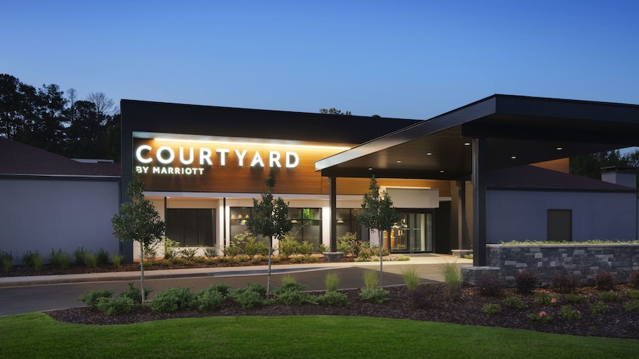 Courtyard by Marriott Birmingham Homewood