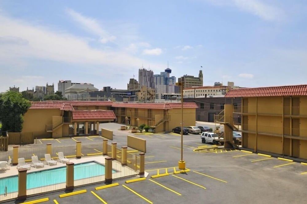 Inn the Alamo Riverwalk Convention Center San Antonio 