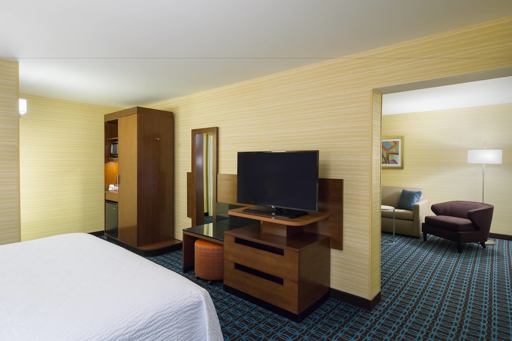 Room, Fairfield Inn & Suites by Marriott Paramus