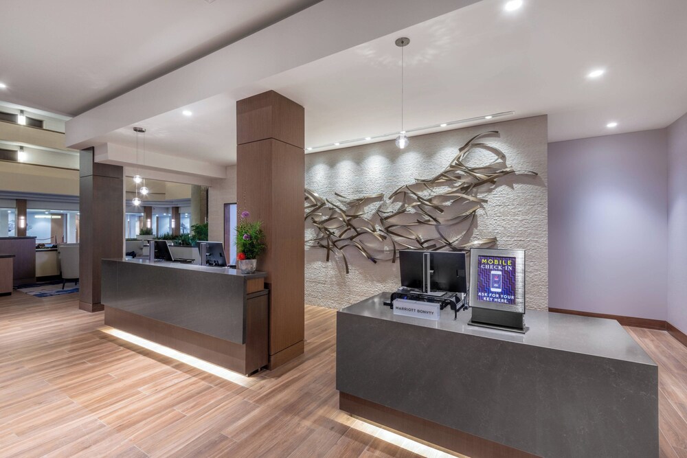 Lobby, Marriott Madison West