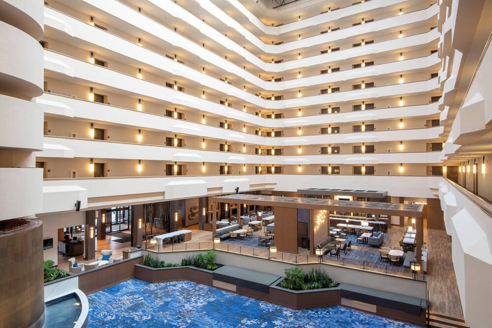 Lobby, Marriott Madison West