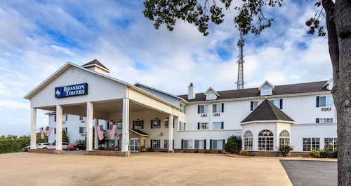 Hotels Near The Shrine Of The Holy Spirit Branson Find Cheap 38