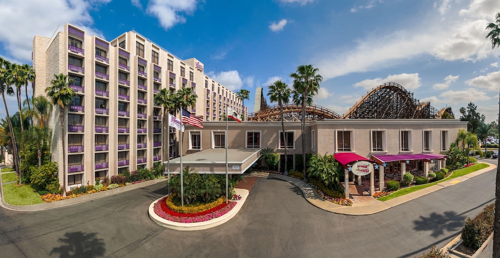 Knott s Berry Farm Hotel  2019 Room Prices  99  Deals Reviews Expedia
