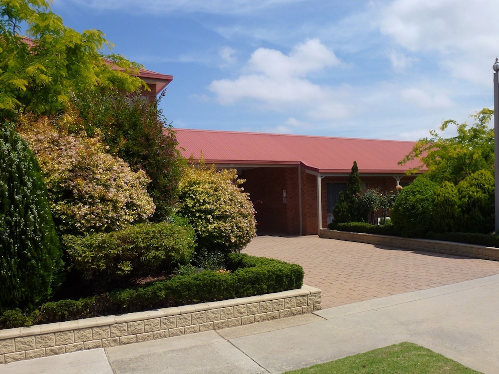 Colonial Motor Inn Bairnsdale