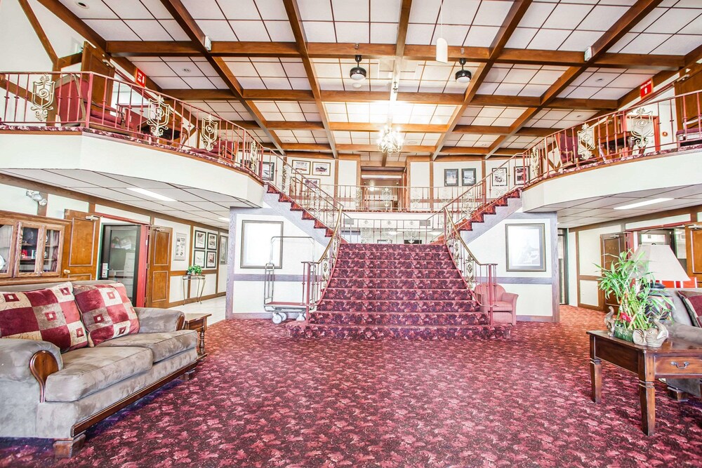 Lobby, Econo Lodge Truman Inn