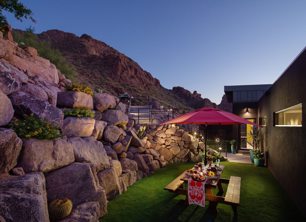 Garden view, Sanctuary on Camelback Mountain Resort and Spa