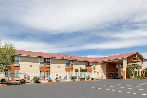 cheap hotels in hurricane utah
