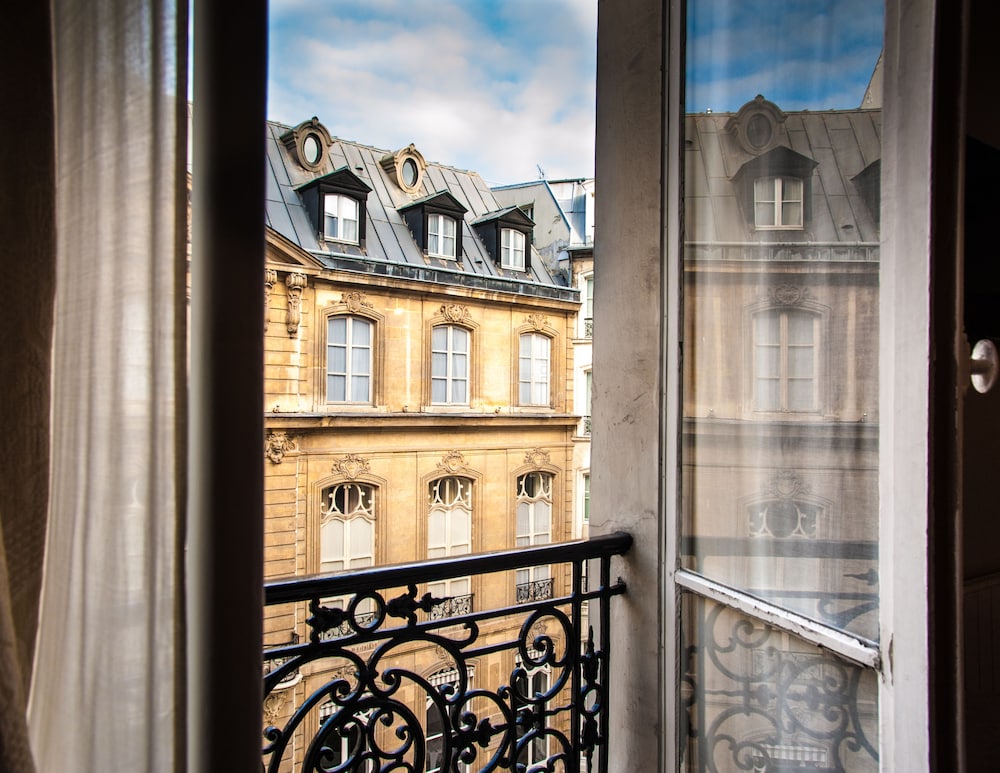 View from room, Saint James Albany Paris Hôtel Spa