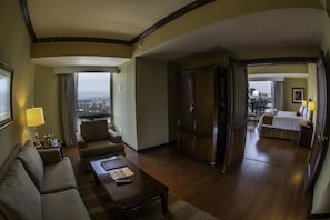 1 bedroom, pillowtop beds, in-room safe, desk