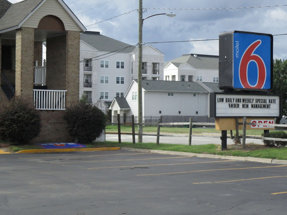 Motel 6 Portsmouth, VA