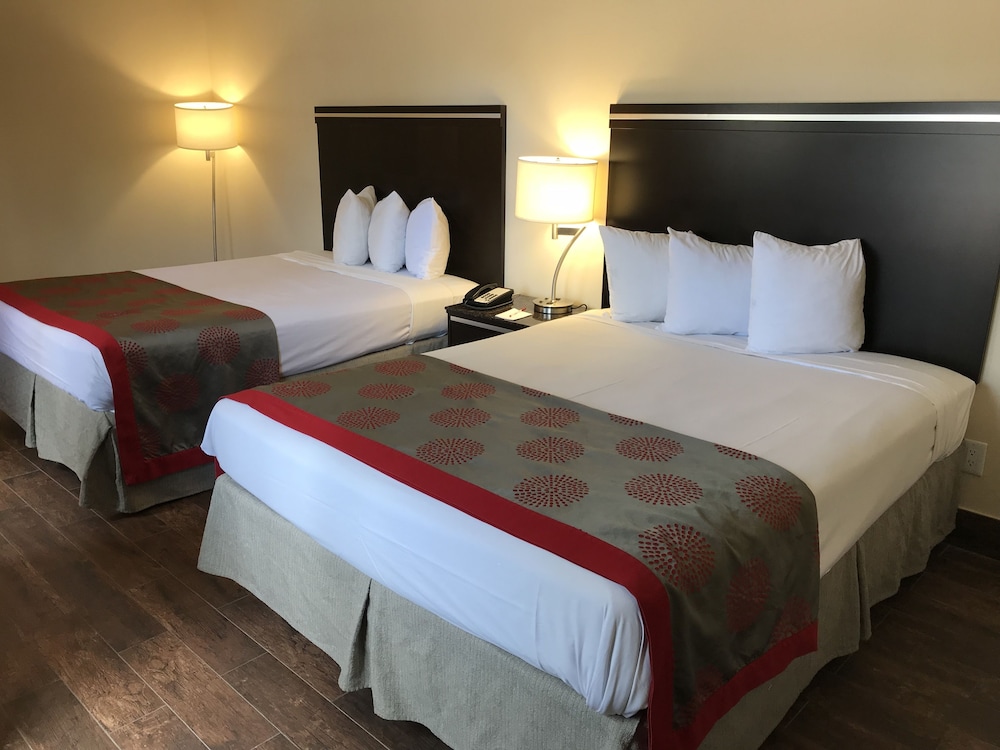 Ramada by Ramada by Wyndham Poway San Diego North Poway in Poway