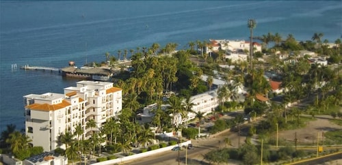 La Concha Beach Resort In Paz Hotel Rates Reviews On Orbitz La Concha Beach Resort In Paz