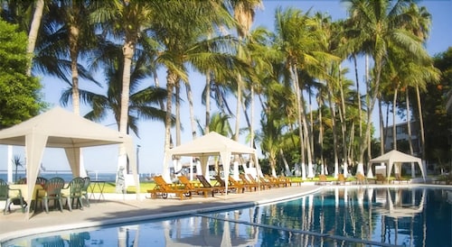 La Concha Beach Resort In Paz Hotel Rates Reviews On Orbitz La Concha Beach Resort In Paz