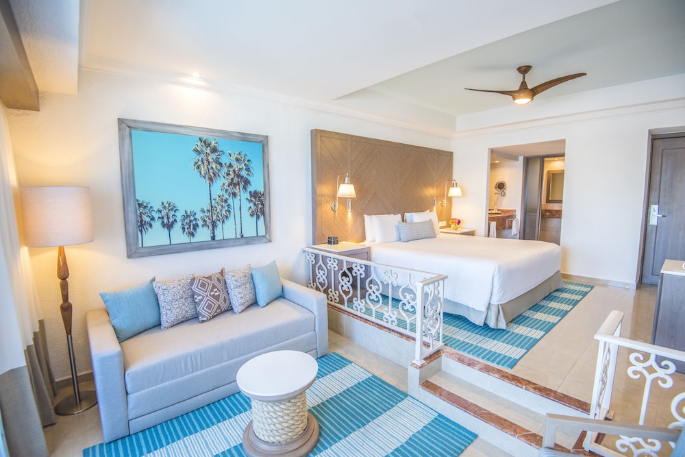 Wyndham Alltra Cancun All Inclusive Resort in Cancun Best Rates