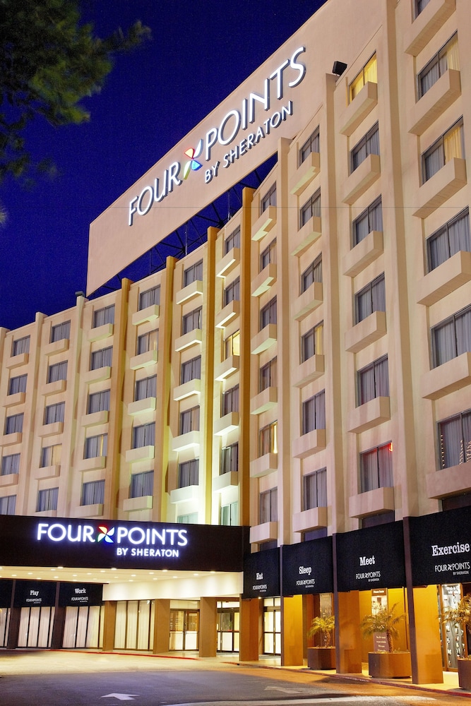 Fachada del alojamiento - Noche, Four Points by Sheraton Los Angeles International Airport