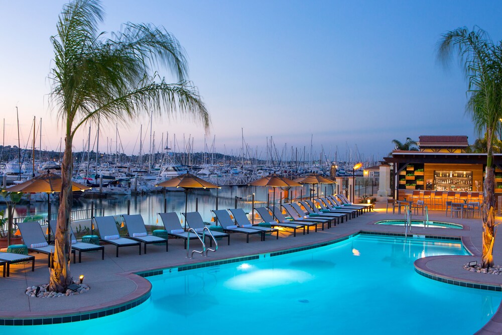 Outdoor pool, Kona Kai Resort & Spa, A Noble House Resort