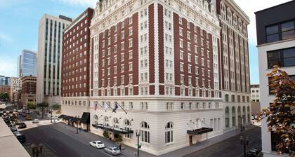 The Benson Portland, Curio Collection by Hilton