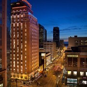 Downtown Seattle Hotels Compare 99 In The Roosevelt A Provenance Hotel