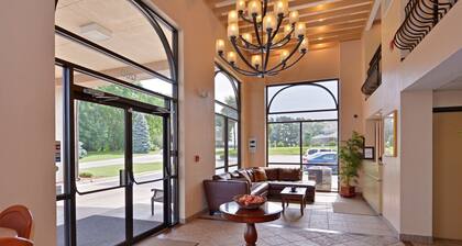 Arbor Suites Medical Mile