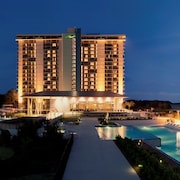 The 10 Best Hotels In Plantersville Texas For 2019 Expedia La Torretta Lake Resort Spa