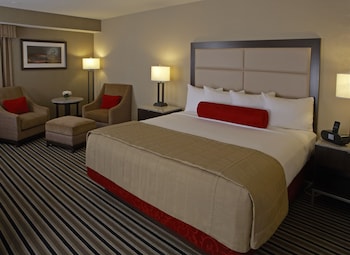 The Madison Concourse Hotel and Governor's Club